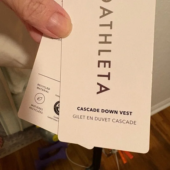 Athleta women’s cascade down vest. NWT